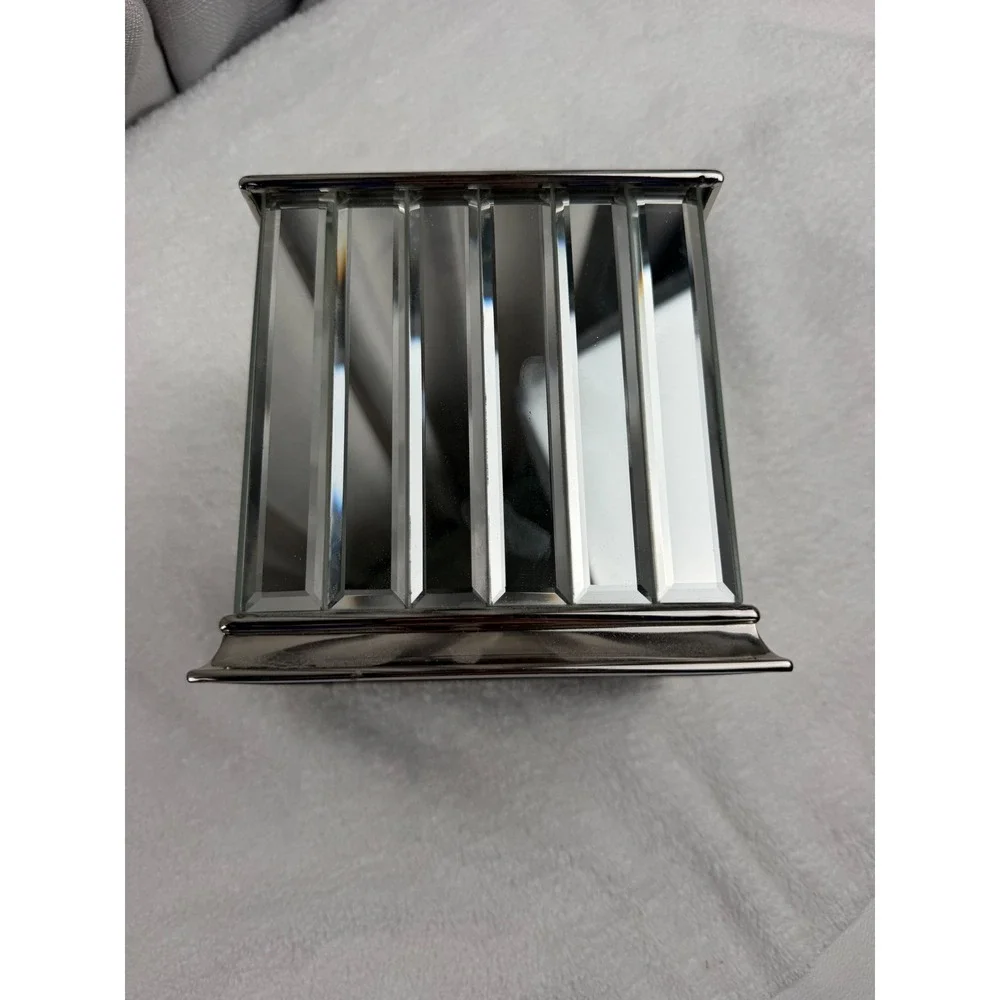 Fieldcrest Luxury Mirrored Beveled Glass Tissue Box Cover Silver Chrome Square